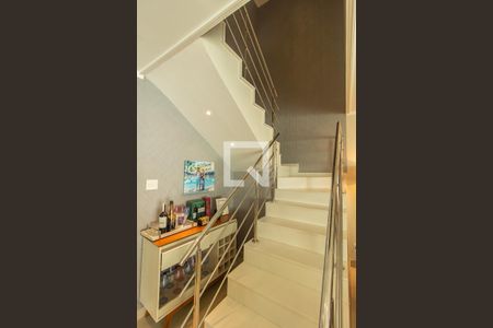 Escada de casa para alugar com 3 quartos, 150m² em Campo Grande, Rio de Janeiro