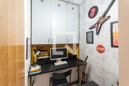 Apartamento à venda com 78m², 2 quartos e 1 vagaQuarto de Serviço
