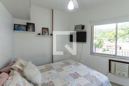 Apartamento à venda com 78m², 2 quartos e 1 vagaQuarto 2
