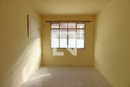 Quarto 1 de casa de condomínio para alugar com 2 quartos, 60m² em Engenheiro Leal, Rio de Janeiro