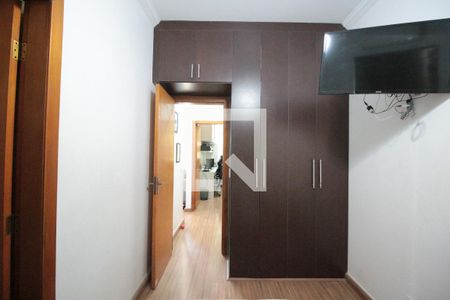 Quarto 1 de casa para alugar com 2 quartos, 60m² em São Bernardo, Belo Horizonte