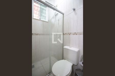 Banheiro do Quarto 1 de casa para alugar com 2 quartos, 60m² em São Bernardo, Belo Horizonte