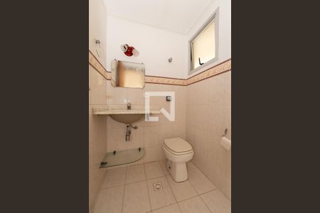 Casa de condomínio para alugar com 210m², 3 quartos e 2 vagasLavabo