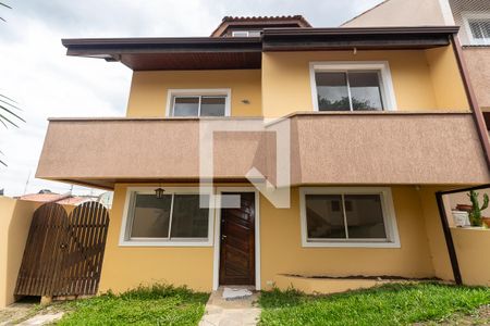 Casa de condomínio para alugar com 210m², 3 quartos e 2 vagasFachada do Sobrado