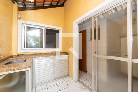 Casa de condomínio para alugar com 210m², 3 quartos e 2 vagasChurrasqueira