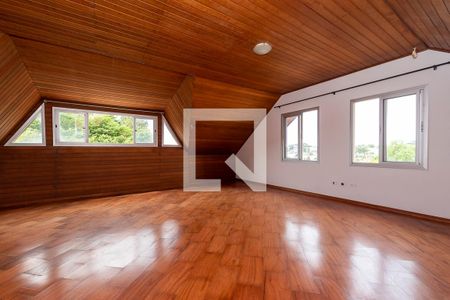 Casa de condomínio para alugar com 210m², 3 quartos e 2 vagasÁtico