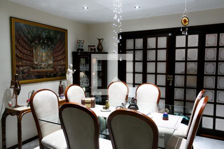 Casa à venda com 215m², 3 quartos e 3 vagasSala de Jantar