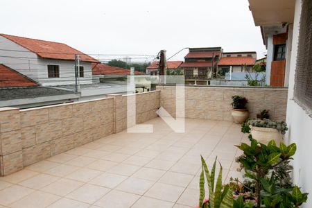 Casa à venda com 215m², 3 quartos e 3 vagasVaranda