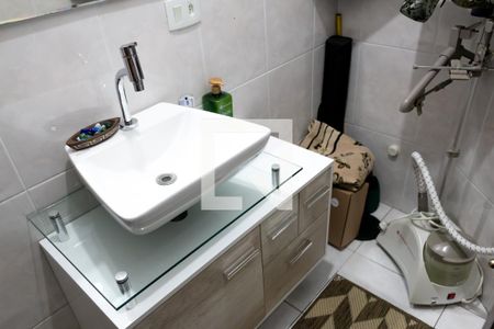 Casa à venda com 215m², 3 quartos e 3 vagasBanheiro