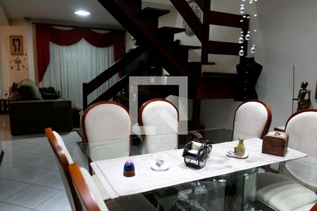 Casa à venda com 215m², 3 quartos e 3 vagasSala de Jantar