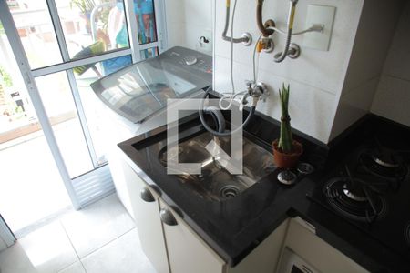 Cozinha de apartamento à venda com 2 quartos, 56m² em Jardim Roberto, Osasco