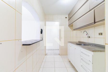 Cozinha de apartamento para alugar com 2 quartos, 58m² em Vila Campo Grande, São Paulo