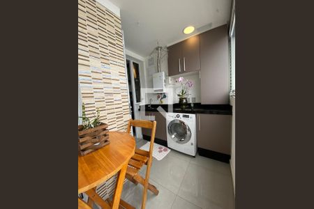 Apartamento à venda com 56m², 2 quartos e 1 vagaÁrea de Serviço