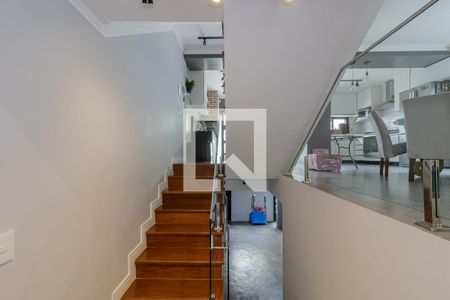 Escada de casa à venda com 3 quartos, 261m² em Bosque da Saúde, São Paulo