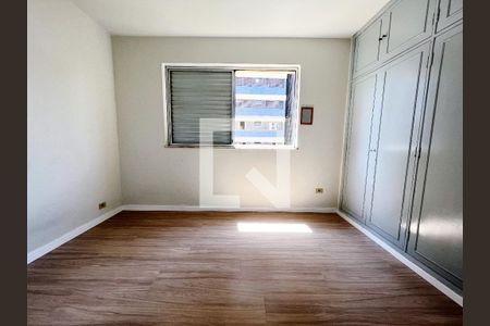 Quarto  de apartamento à venda com 1 quarto, 46m² em Vila Itapura, Campinas