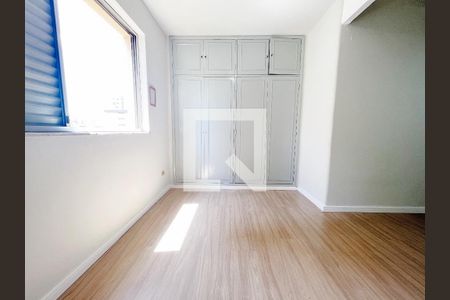 Quarto  de apartamento à venda com 1 quarto, 46m² em Vila Itapura, Campinas