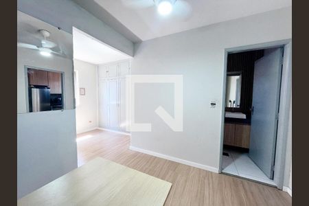 Sala de apartamento à venda com 1 quarto, 46m² em Vila Itapura, Campinas