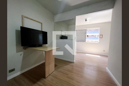 Sala de apartamento à venda com 1 quarto, 46m² em Vila Itapura, Campinas