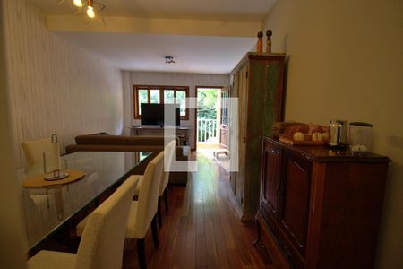 Sala  2 de casa de condomínio à venda com 3 quartos, 170m² em Vila Suzana, São Paulo