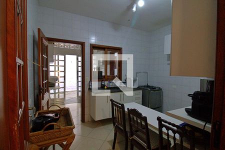 Casa de condomínio à venda com 170m², 3 quartos e 2 vagas Casa de condomínio à venda com 170m², 3 quartos e 2 vagasCozinha
