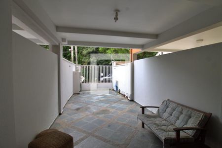 Casa de condomínio à venda com 170m², 3 quartos e 2 vagas Casa de condomínio à venda com 170m², 3 quartos e 2 vagasGaragem