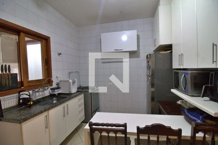 Casa de condomínio à venda com 170m², 3 quartos e 2 vagas Casa de condomínio à venda com 170m², 3 quartos e 2 vagasCozinha