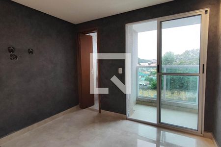 Sala de casa de condomínio para alugar com 2 quartos, 80m² em Vila Dirce, Mauá