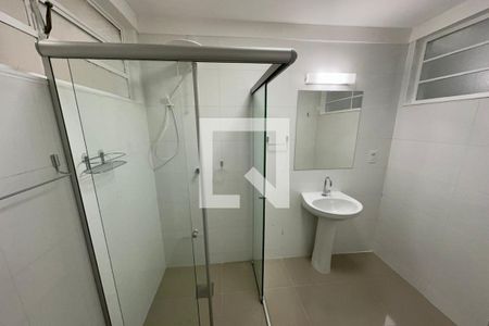 Banheiro de apartamento para alugar com 1 quarto, 44m² em Centro, Ribeirão Preto