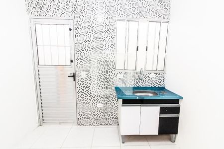 Cozinha de casa para alugar com 1 quarto, 100m² em Rio Pequeno, São Paulo