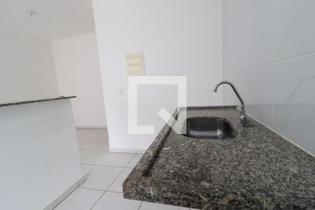 Apartamento para alugar com 47m², 2 quartos e sem vagaCozinha e Área de Serviço