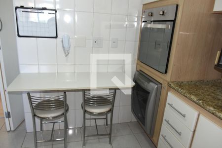 Apartamento à venda com 85m², 3 quartos e 2 vagasCozinha