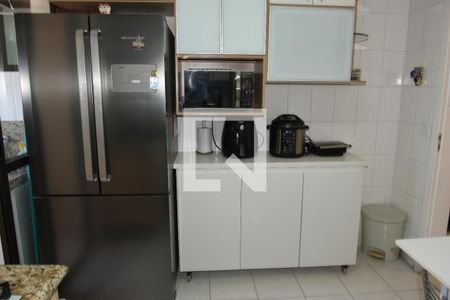 Apartamento à venda com 85m², 3 quartos e 2 vagasCozinha