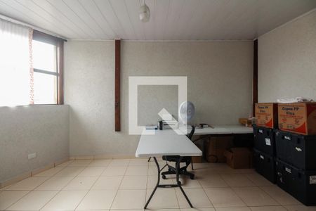 Casa à venda com 330m², 4 quartos e 3 vagasQuarto de Serviço