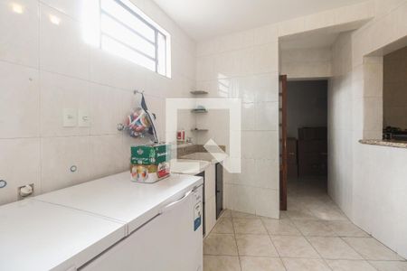 Casa à venda com 330m², 4 quartos e 3 vagasÁrea de Serviço 1