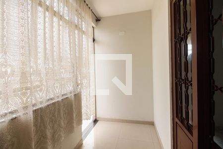 Casa à venda com 330m², 4 quartos e 3 vagasVaranda Suíte 3