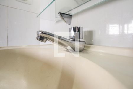 Casa à venda com 330m², 4 quartos e 3 vagasBanheiro de Serviço