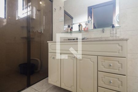 Casa à venda com 330m², 4 quartos e 3 vagasBanheiro Suíte 3