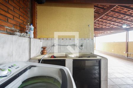 Casa à venda com 330m², 4 quartos e 3 vagasÁrea de Serviço 2