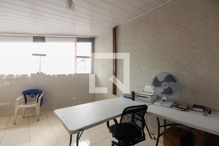 Casa à venda com 330m², 4 quartos e 3 vagasQuarto de Serviço