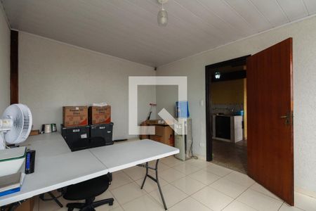 Casa à venda com 330m², 4 quartos e 3 vagasQuarto de Serviço