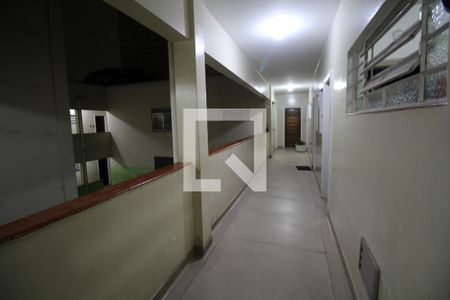 Apartamento à venda com 74m², 2 quartos e sem vagaÁrea comum