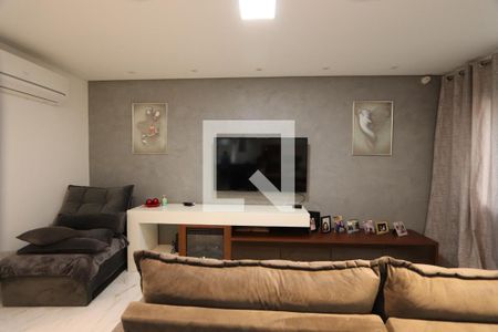 Sala de casa à venda com 2 quartos, 150m² em Vila Graciosa, São Paulo