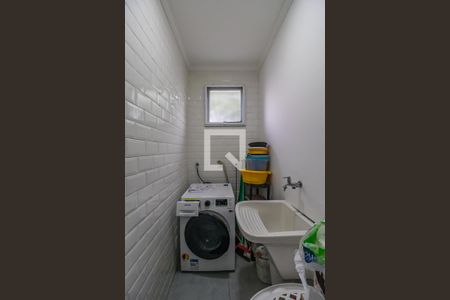 Casa para alugar com 200m², 4 quartos e 3 vagas Casa para alugar com 200m², 4 quartos e 3 vagasÁrea de Serviço