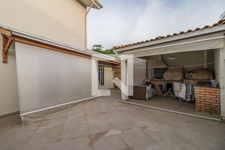 Casa para alugar com 200m², 4 quartos e 3 vagas Casa para alugar com 200m², 4 quartos e 3 vagasQuintal