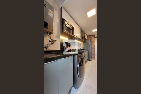 Apartamento à venda com 64m², 2 quartos e 1 vagaÁrea de Serviço