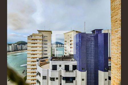 Apartamento para alugar com 213m², 3 quartos e 2 vagas Apartamento para alugar com 213m², 3 quartos e 2 vagasVista da Sacada