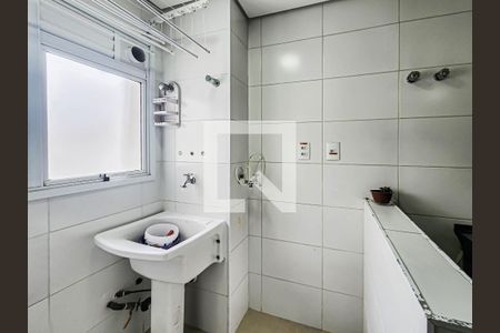 Apartamento para alugar com 213m², 3 quartos e 2 vagas Apartamento para alugar com 213m², 3 quartos e 2 vagasÁrea de Serviço