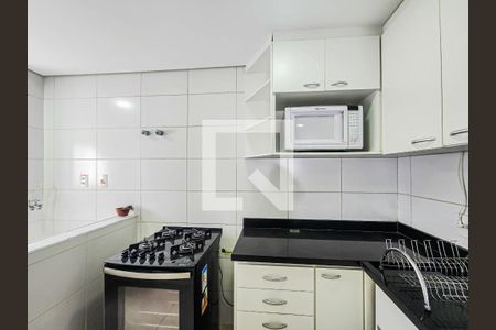 Apartamento para alugar com 213m², 3 quartos e 2 vagas Apartamento para alugar com 213m², 3 quartos e 2 vagasCozinha