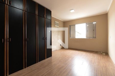 Suíte 1 de casa para alugar com 3 quartos, 122m² em Vila Brasilina, São Paulo