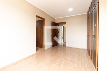 Suíte 1 de casa para alugar com 3 quartos, 122m² em Vila Brasilina, São Paulo